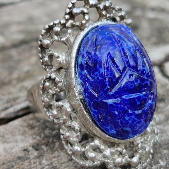 Vintage ornate lapis lazuli scarab ring - Picture 9 of 9